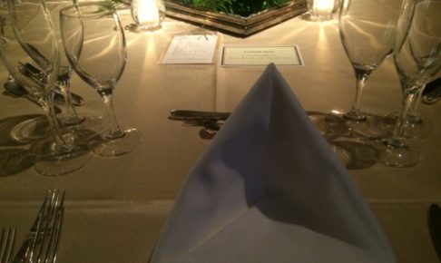 結婚式のテーブル